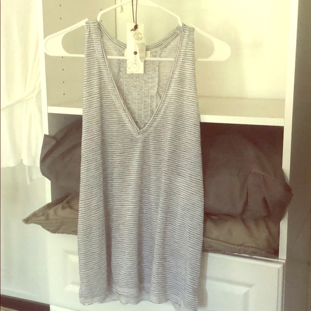 Treasure & Bond rouched razor back tank